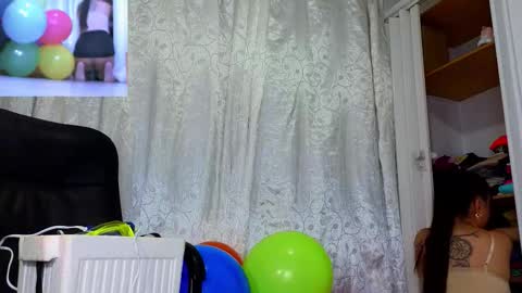 Snapshot of katherinepeti chatting on November 14, 6:45 am KT new account online show from November 14, 6:45 am