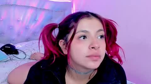 Snapshot of kathia_saenz chatting on January 25, 3:52 pm Kathia  online show from January 25, 3:52 pm