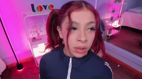 Snapshot of kathia_saenz chatting on November 27, 4:58 am Kathia online show from November 27, 4:58 am