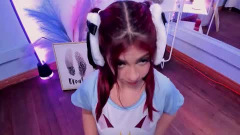 Snapshot of kathia_saenz chatting on December 4, 4:22 am Kathia online show from December 4, 4:22 am