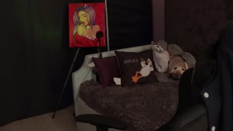 kathleen_frost online show from December 6, 7:32 am