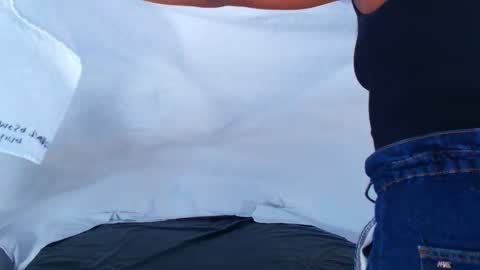 Snapshot of kathy19_1 chatting on February 24, 7:12 pm kathy19_1 online show from February 24, 7:12 pm