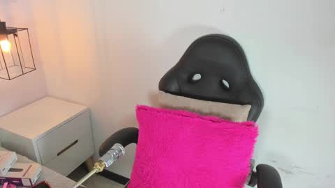 Snapshot of kathy_naughty1 chatting on December 4, 12:03 pm Khaty online show from December 4, 12:03 pm