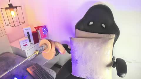 Snapshot of kathy_naughty1 chatting on December 5, 2:44 pm Khaty online show from December 5, 2:44 pm