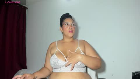 Kathye online show from February 19, 1:23 am