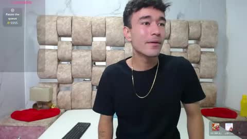 Kaht y Aiden online show from April 20, 2:53 pm