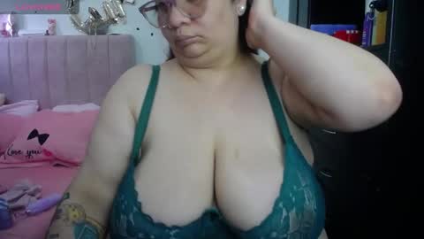 kathybigboobsbbw_ online show from April 13, 9:09 pm