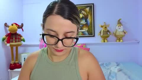 Khaterine online show from December 2, 12:10 pm