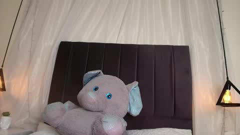 Katia  online show from April 2, 3:26 am