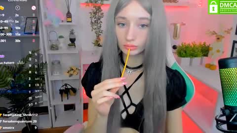 Katia  online show from February 21, 12:50 pm