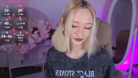 Katia  online show from November 10, 6:45 am