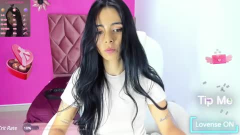 Snapshot of katia_sex25 chatting on March 7, 10:43 pm Katia online show from March 7, 10:43 pm