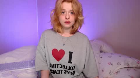 Snapshot of katie_deville chatting on October 9, 5:22 pm Katie Deville online show from October 9, 5:22 pm