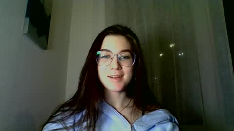 katie_foxi online show from January 25, 7:49 pm