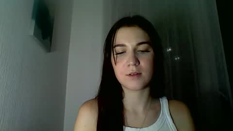 katie_foxi online show from October 10, 5:23 pm
