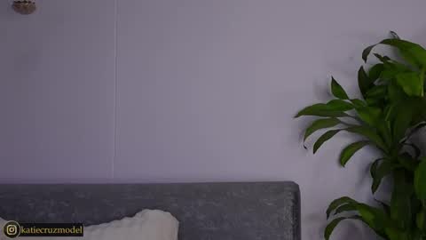 Katie online show from October 3, 11:18 am