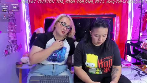 Snapshot of katieeandsharon chatting on January 18, 9:13 pm SHARON KATIEE online show from January 18, 9:13 pm