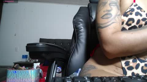 Daniela  online show from November 5, 2:11 am