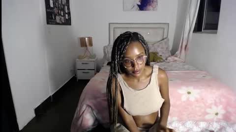 katitabonny online show from November 18, 3:45 am