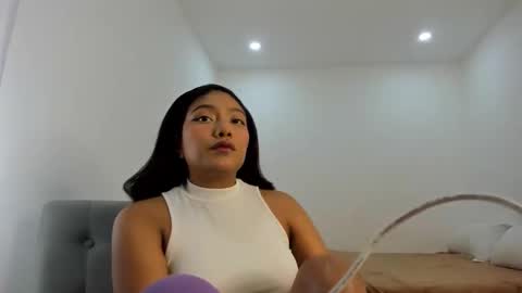 Snapshot of katnees_correa chatting on October 9, 6:44 am Follow me on instagram and twitter as correaktnees online show from October 9, 6:44 am