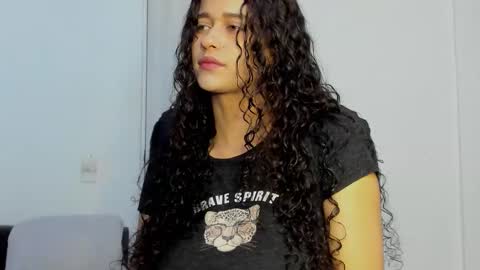 Snapshot of katrhin_66 chatting on November 7, 6:19 pm Kathrin online show from November 7, 6:19 pm