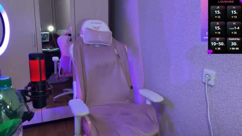   naked in pvt show 100 tk online show from February 1, 6:19 pm