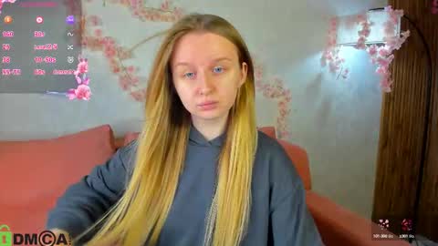 Snapshot of katrina_bail chatting on September 19, 12:12 am Katrina Bail online show from September 19, 12:12 am