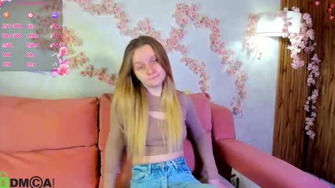 Snapshot of katrina_bail chatting on October 14, 1:06 am Katrina Bail online show from October 14, 1:06 am