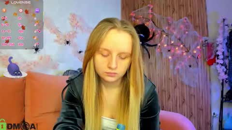 Katrina Bail online show from October 22, 1:06 am