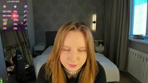 Katrina Bail online show from March 30, 1:06 am