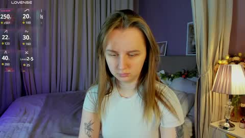 Katrina Bail online show from April 11, 1:10 am