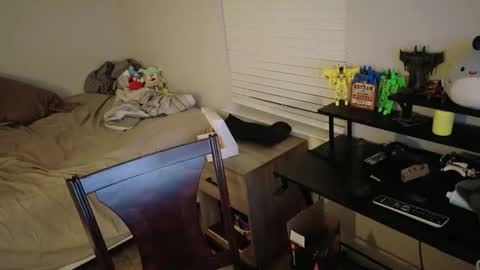 Snapshot of katrinapricecd chatting on December 20, 11:01 pm Katrina Price online show from December 20, 11:01 pm