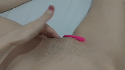 Snapshot of katrinna_arinna chatting on January 12, 8:46 am katrina dont forget to give me thumbs up online show from January 12, 8:46 am