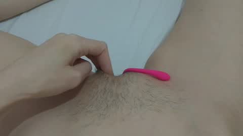 Snapshot of katrinna_arinna chatting on January 14, 4:40 pm katrina dont forget to give me thumbs up online show from January 14, 4:40 pm