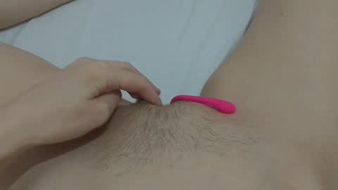 Snapshot of katrinna_arinna chatting on January 15, 5:58 pm katrina dont forget to give me thumbs up online show from January 15, 5:58 pm