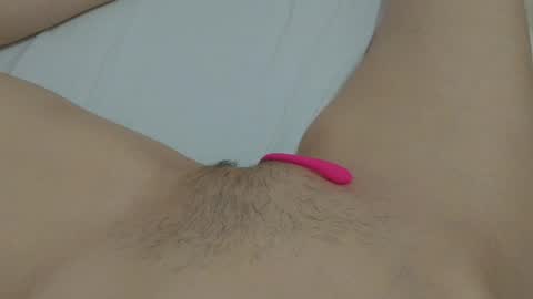 Snapshot of katrinna_arinna chatting on January 20, 3:50 pm katrina dont forget to give me thumbs up online show from January 20, 3:50 pm