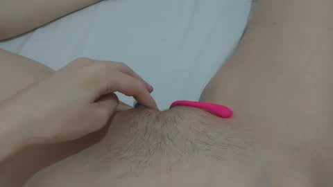 Snapshot of katrinna_arinna chatting on January 22, 12:38 am katrina dont forget to give me thumbs up online show from January 22, 12:38 am