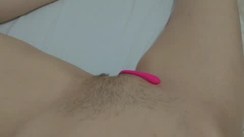 Snapshot of katrinna_arinna chatting on January 24, 1:56 am katrina dont forget to give me thumbs up online show from January 24, 1:56 am