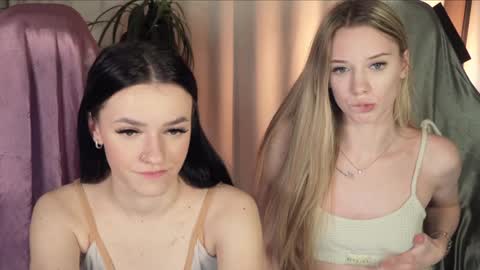 Snapshot of katt_yy chatting on February 2, 3:28 pm katt_yy online show from February 2, 3:28 pm