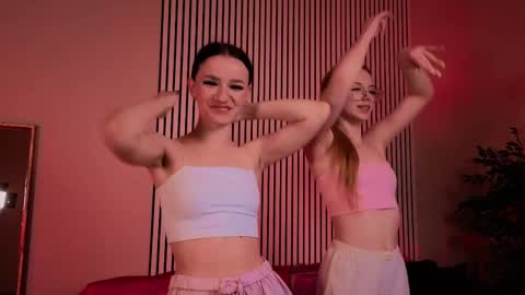 Snapshot of katt_yy chatting on February 9, 11:47 am katt_yy online show from February 9, 11:47 am