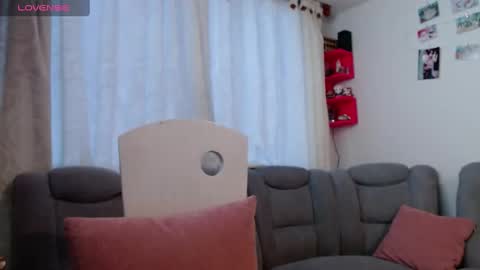 Snapshot of kattie_love chatting on February 19, 11:06 am kattie online show from February 19, 11:06 am