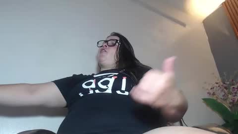 Snapshot of katty_findom_ chatting on March 5, 12:33 pm katty online show from March 5, 12:33 pm