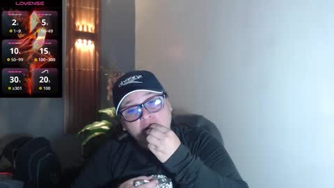 Snapshot of katty_findom_ chatting on October 8, 12:25 pm katty online show from October 8, 12:25 pm