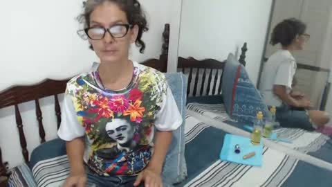 Snapshot of kattydirty144 chatting on January 9, 8:33 pm angel online show from January 9, 8:33 pm