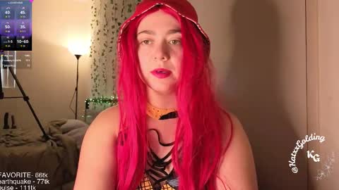 Snapshot of katxxgolding chatting on October 31, 9:05 pm Princesse Kat online show from October 31, 9:05 pm