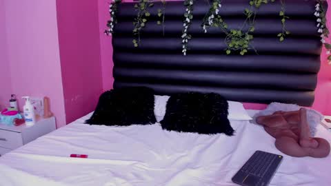 katy_contreras online show from January 18, 2:12 pm