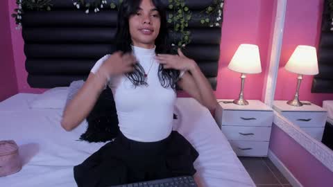 katy_contreras online show from February 2, 10:57 am