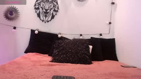 Katy Van online show from February 3, 9:30 am