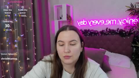 Snapshot of katyaneilson chatting on January 26, 7:21 am Kate online show from January 26, 7:21 am