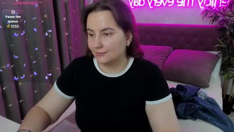 Snapshot of katyaneilson chatting on September 17, 3:08 am Kate online show from September 17, 3:08 am